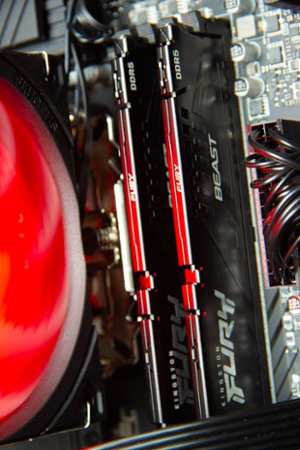 MČR Finale Pro R5 32GB 1T W11H HAL3000