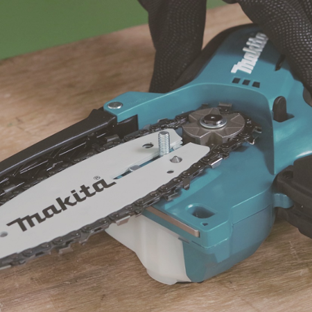 Makita UC100DZ01