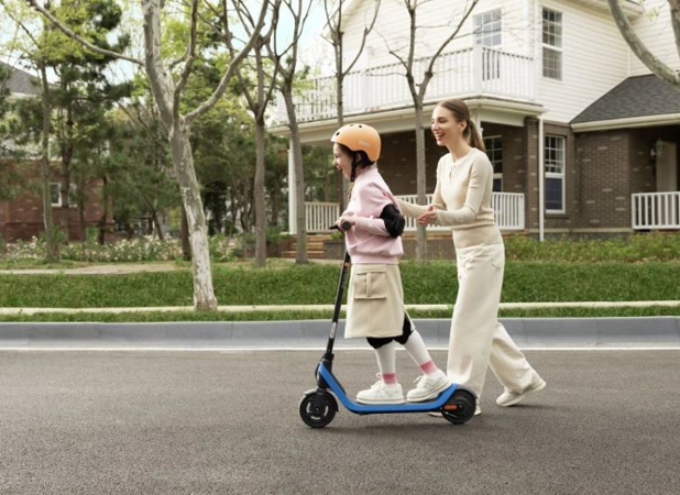 Ninebot eKickScooter C2 Lite